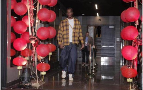 开云-NBA新春贺岁！国王主场舞龙舞狮庆除夕