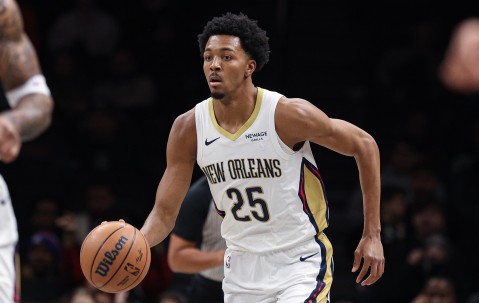 开云体育官网-有些头铁！墨菲强攻内线 连续遭到步行者大帽